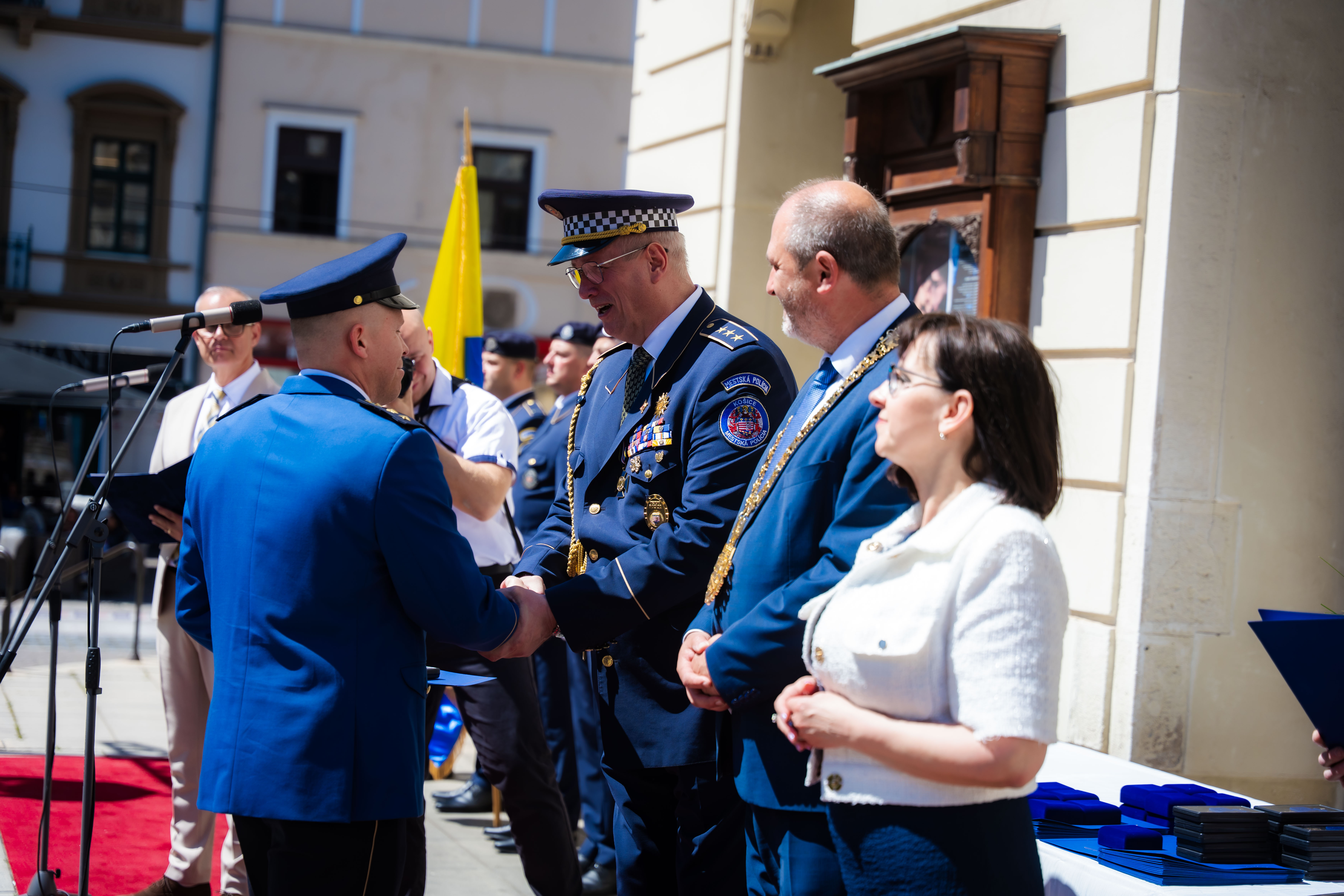 Slavnostne ocenovanie prislusnikov Mestskej policie mesta Kosice -1-57